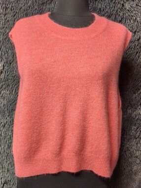 Women's Sleeveless Sweater Vest in Coral Pink